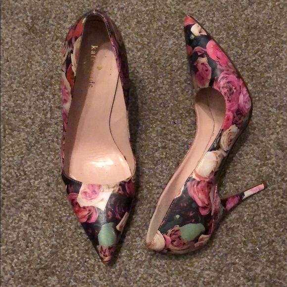 kate spade Shoes - Kate Spade Floral Heels